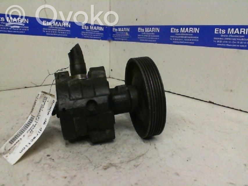 Renault 19 Power steering pump 