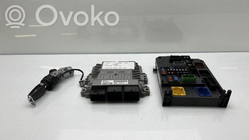 Citroen C4 II Aizdedzes ECU komplekts 