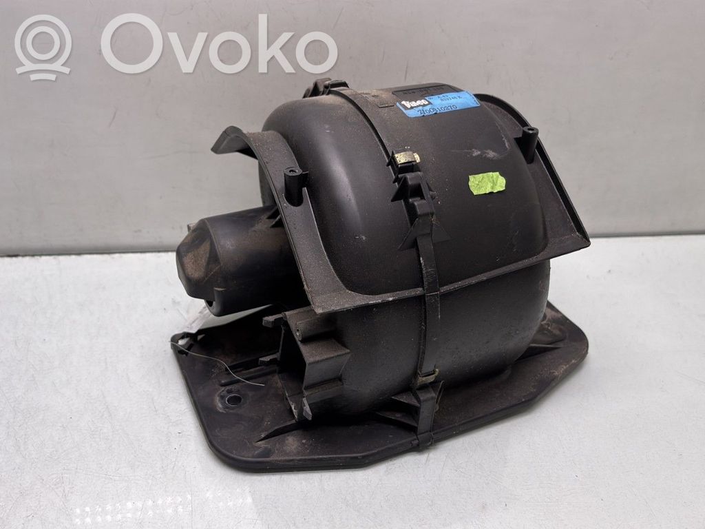 Renault Clio I Mazā radiatora ventilators 