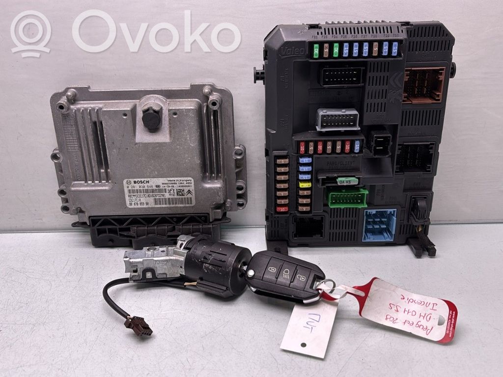 Peugeot 208 I Kit cu ECU motor și set închidere uși 
