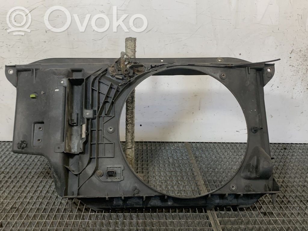 Peugeot 206 Pas przedni 