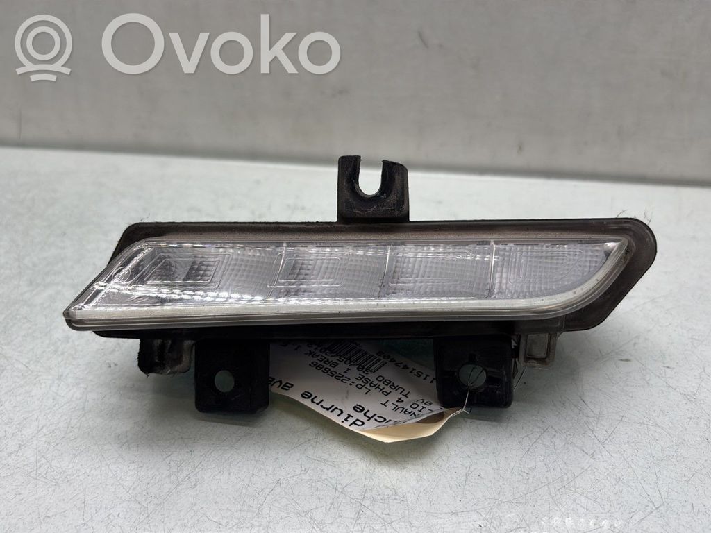 Renault Clio IV LED dienas gaisma 