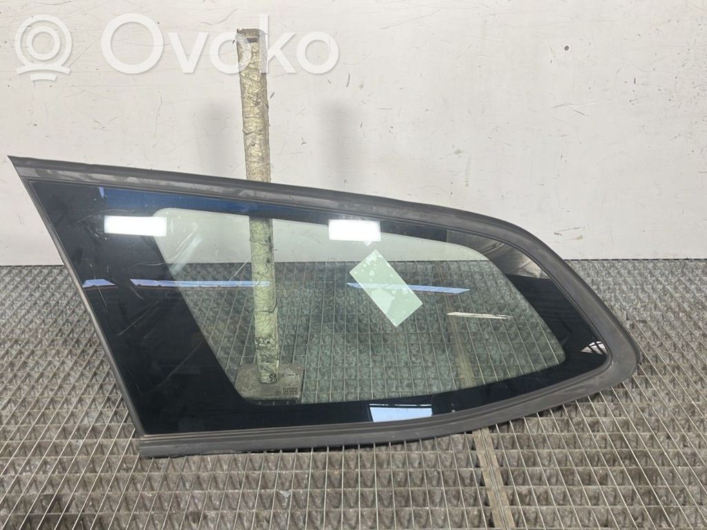 Peugeot 308 Geam lateral spate