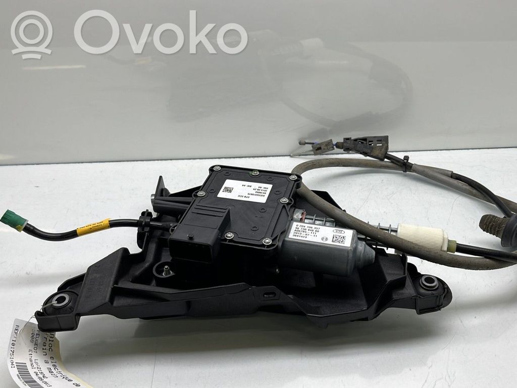 Peugeot 3008 I Module de commande de frein à main 