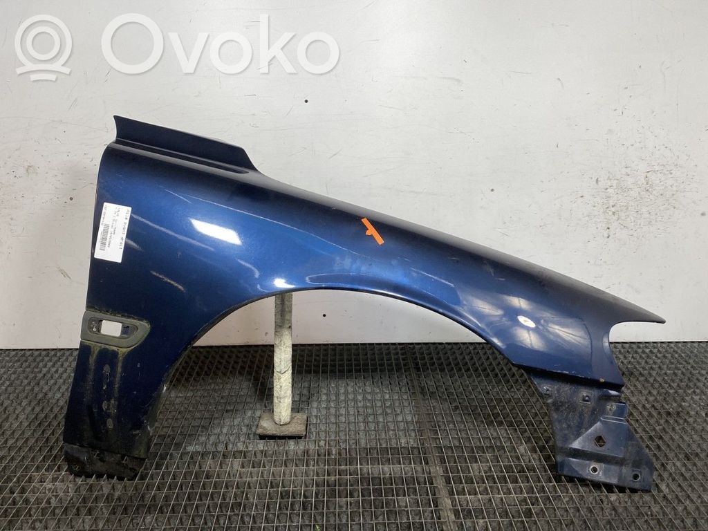 Volvo V70 Spārns 