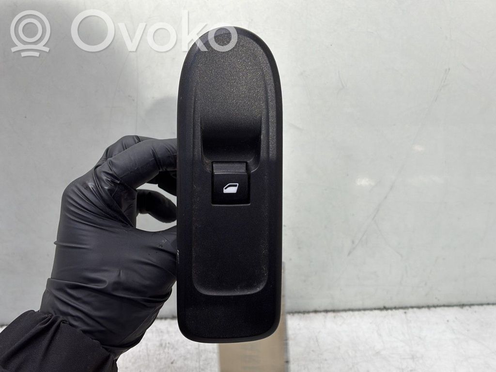 Citroen C3 Electric window control switch 