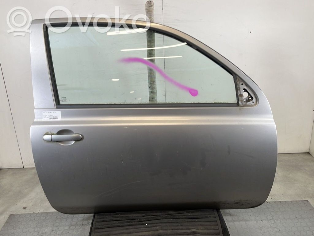Nissan Micra Puerta delantera 