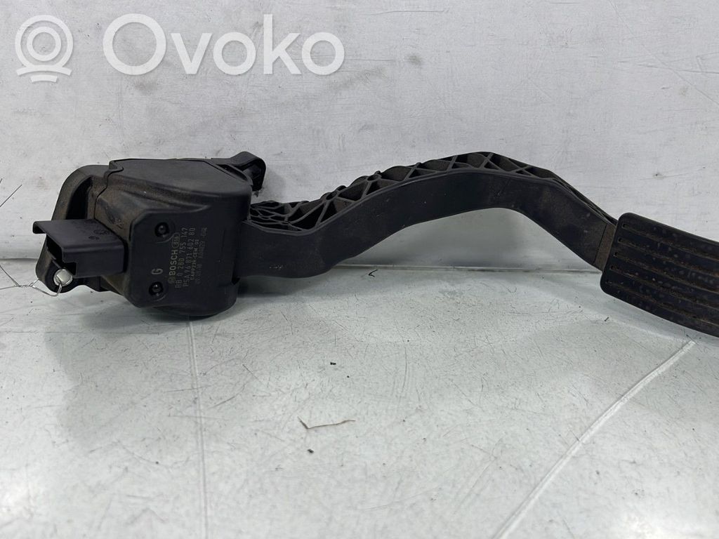 Peugeot 206+ Pedał gazu / przyspieszenia 