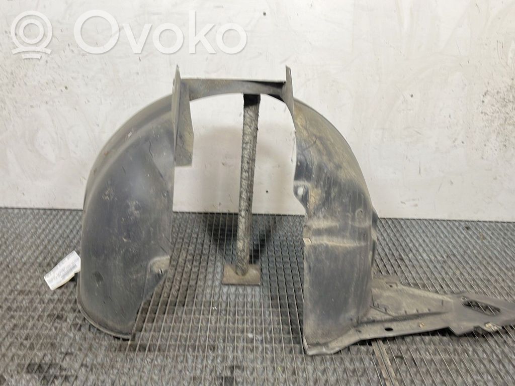 Peugeot 1007 Nadkole przednie 
