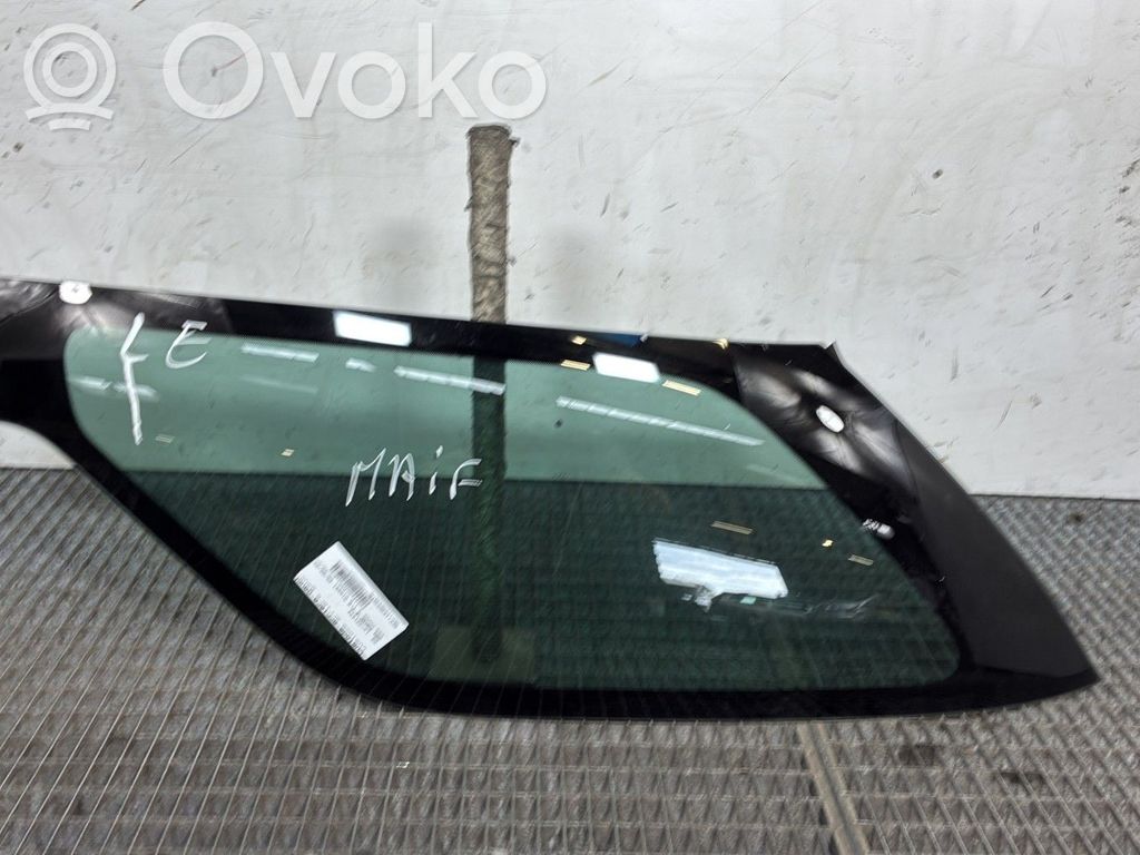 DS Automobiles 3 Rear side window 