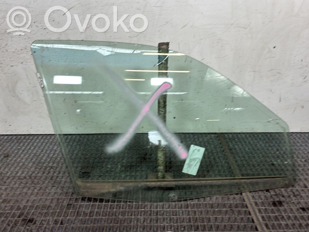 Renault Clio II Vitre de fenêtre porte avant (4 portes)