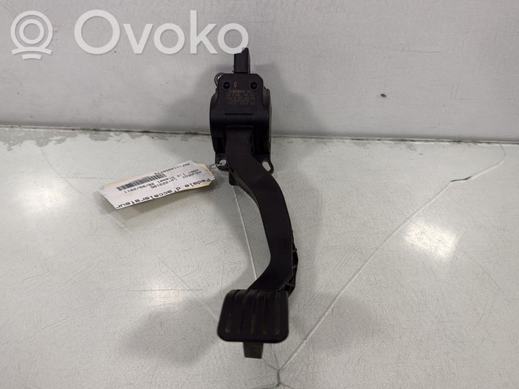 Peugeot 206+ Gaspedal 