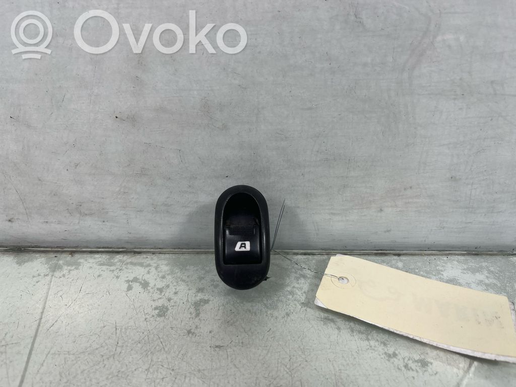 Electric window control switch   6554L7