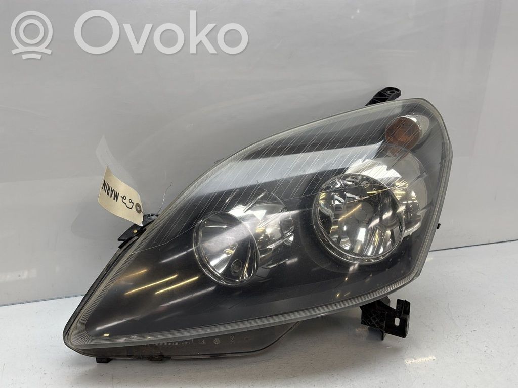Opel Zafira B Far 