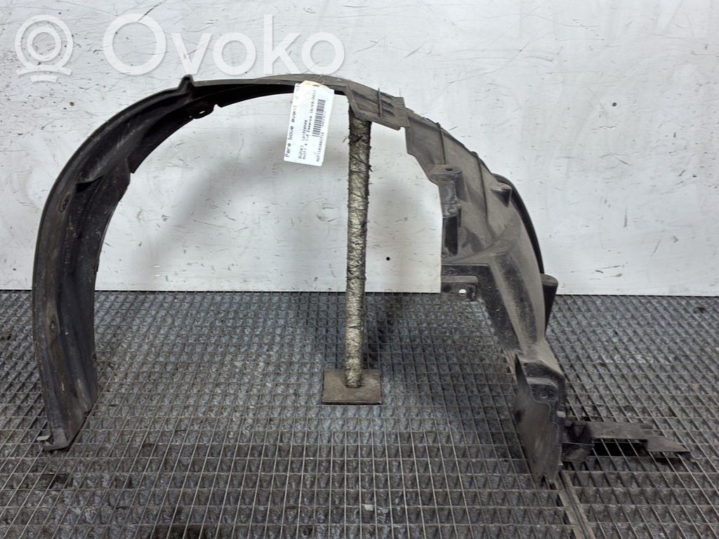 Suzuki SX4 Nadkole przednie 