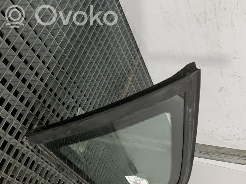 BMW 3 E90 E91 Rear side window 