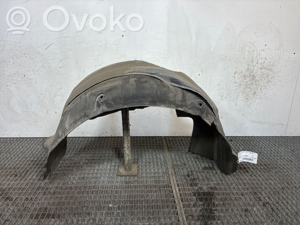 Mercedes-Benz A W176 Takapyörän sisälokasuojat