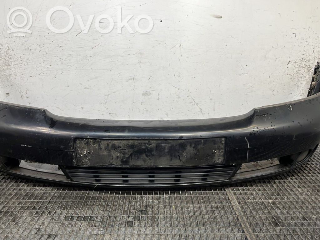 Audi A4 S4 B5 8D Parachoques delantero 