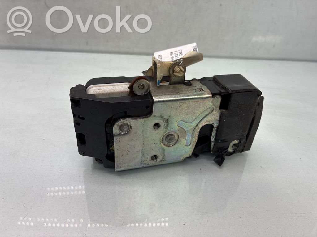 Ford Fiesta Etuoven lukko 