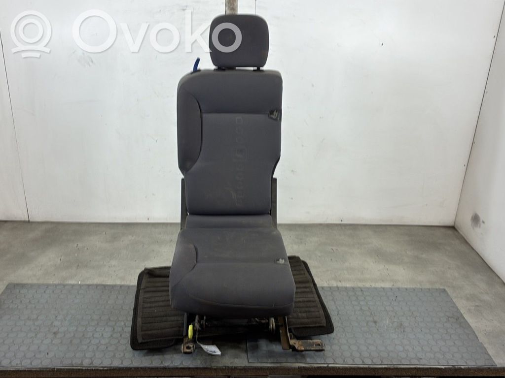 Citroen Berlingo Etumatkustajan istuin 