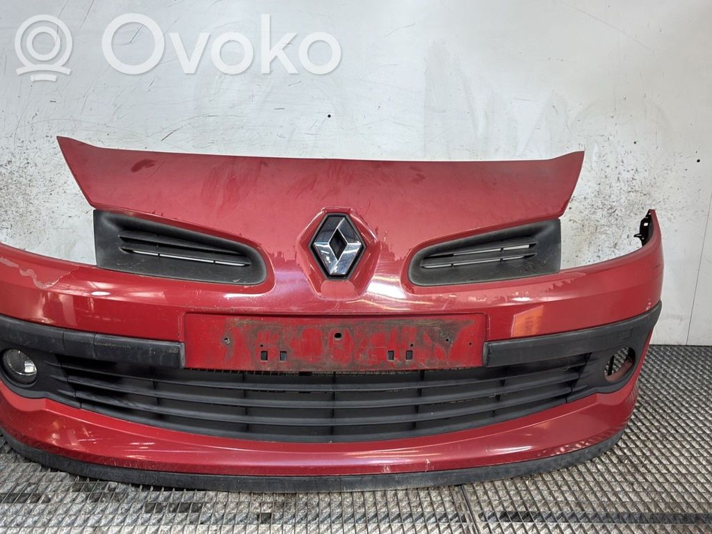 Renault Clio III Front bumper 