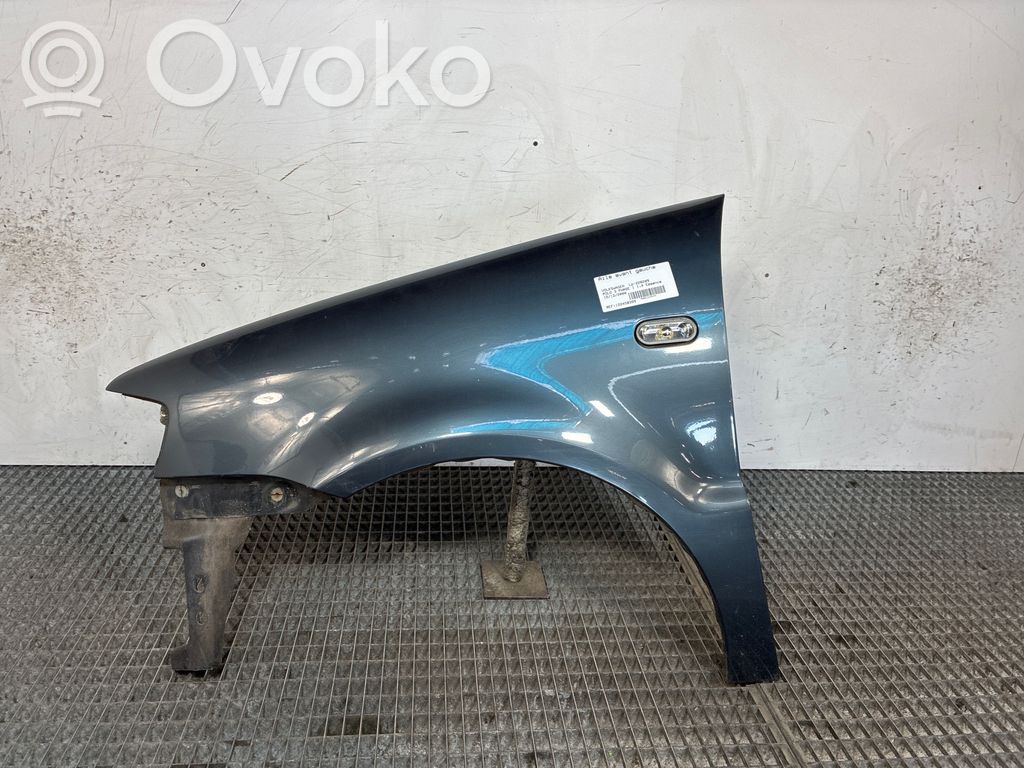 Volkswagen Polo III 6N 6N2 6NF Aripă