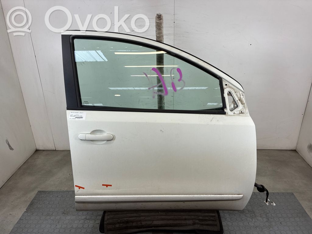 Nissan Note (E11) Puerta delantera 