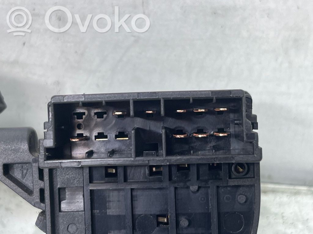 Renault Clio I Wiper control stalk 