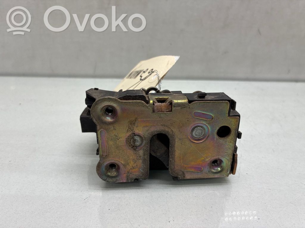 Renault Kangoo I Etuoven lukko 