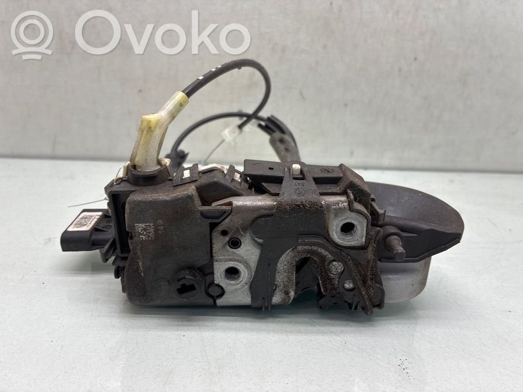 Citroen C5 Priekšpusē slēdzene 