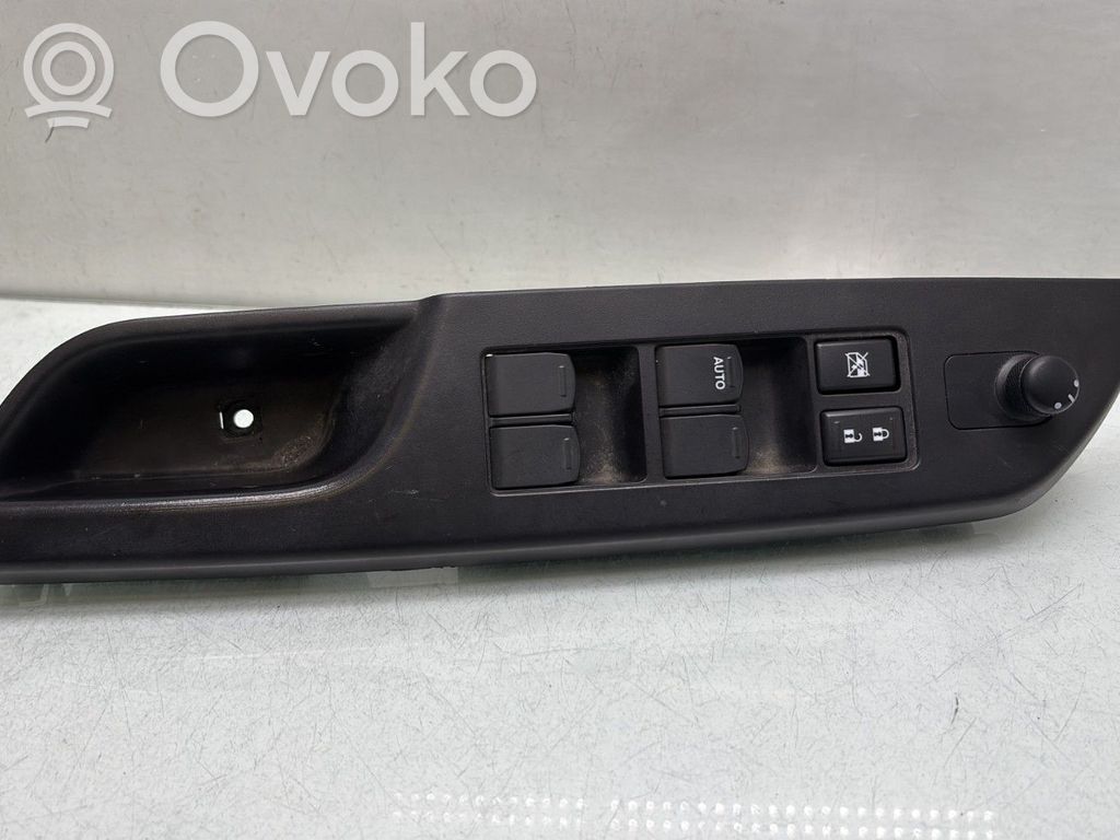 Suzuki SX4 Comutator comandă geamuri electrice 
