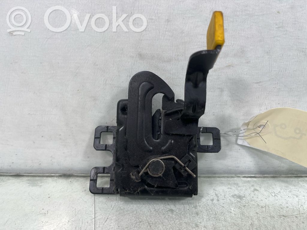 Fiat Tipo Spyna variklio dangčio 