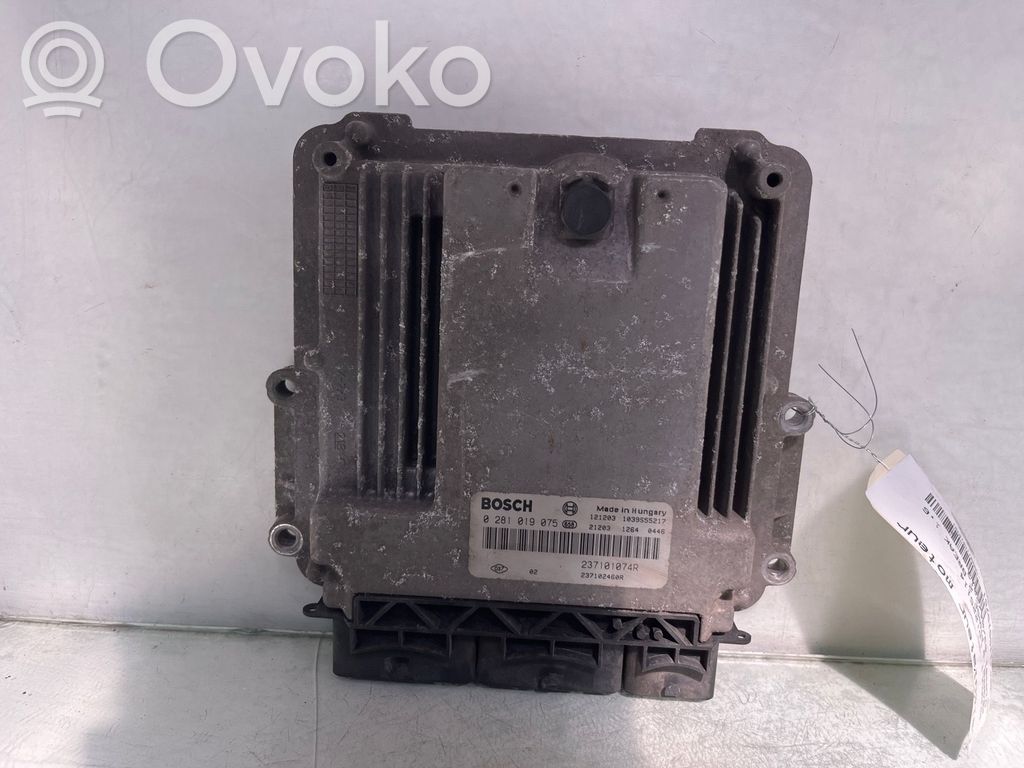 Engine control unit/module   237102860R