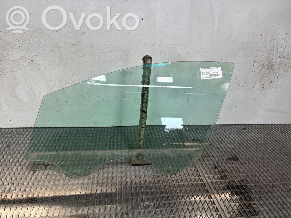 Opel Astra K Vetro del finestrino della portiera anteriore - quattro porte