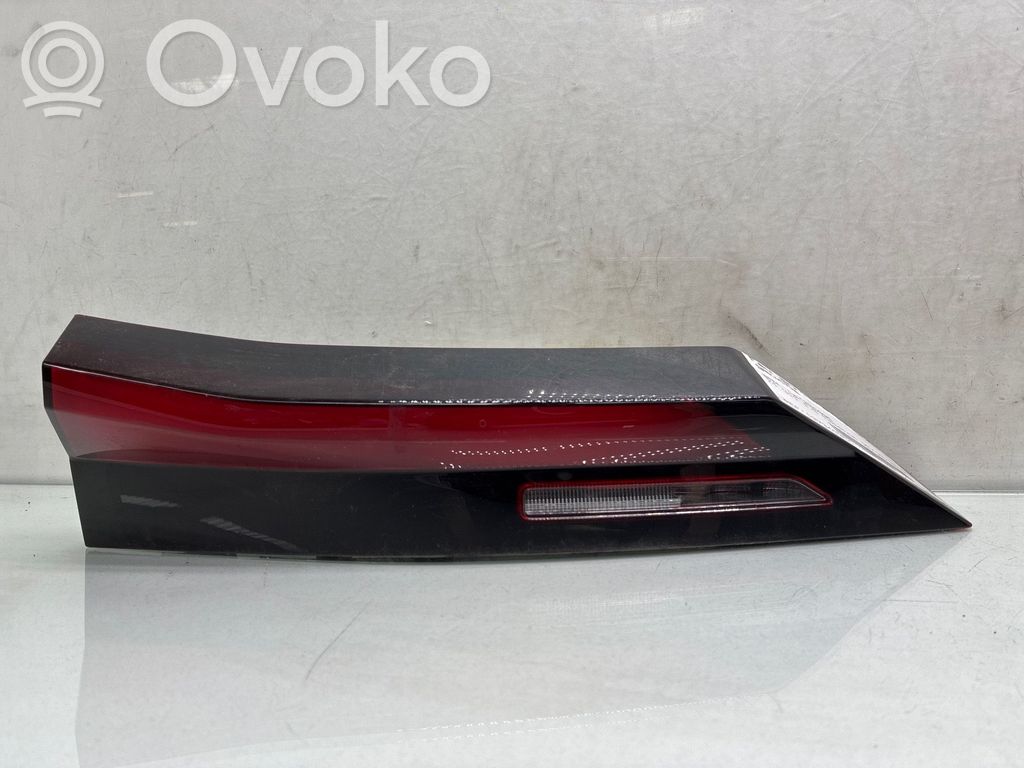 BMW X1 U11 Luci posteriori del portellone del bagagliaio