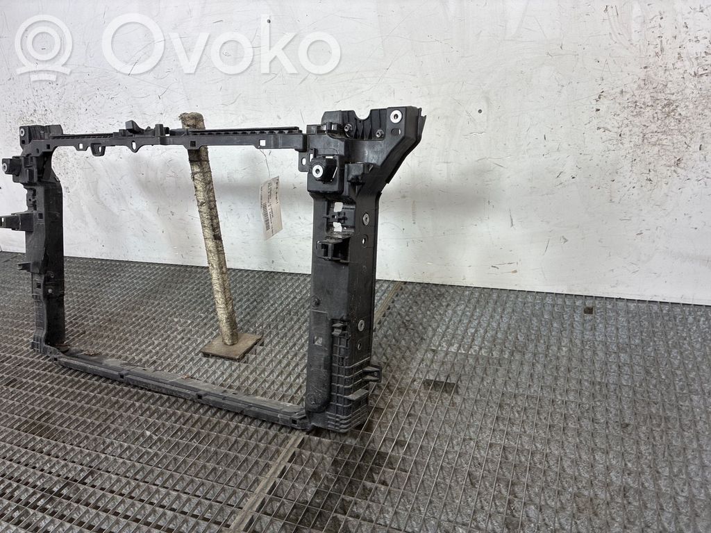 Volkswagen Polo VI Pannello di supporto del radiatore