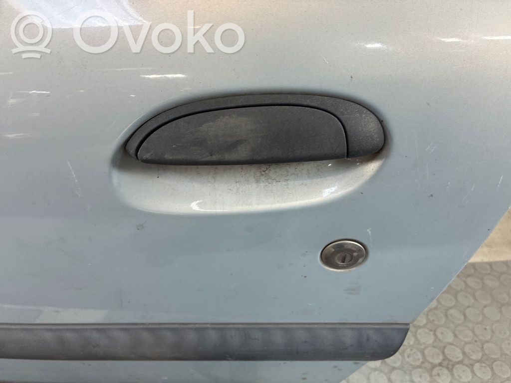 Renault Clio II Puerta delantera 