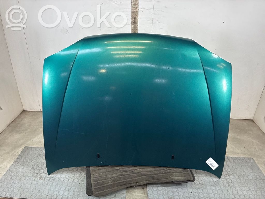 Ford Fiesta Capotă motor 