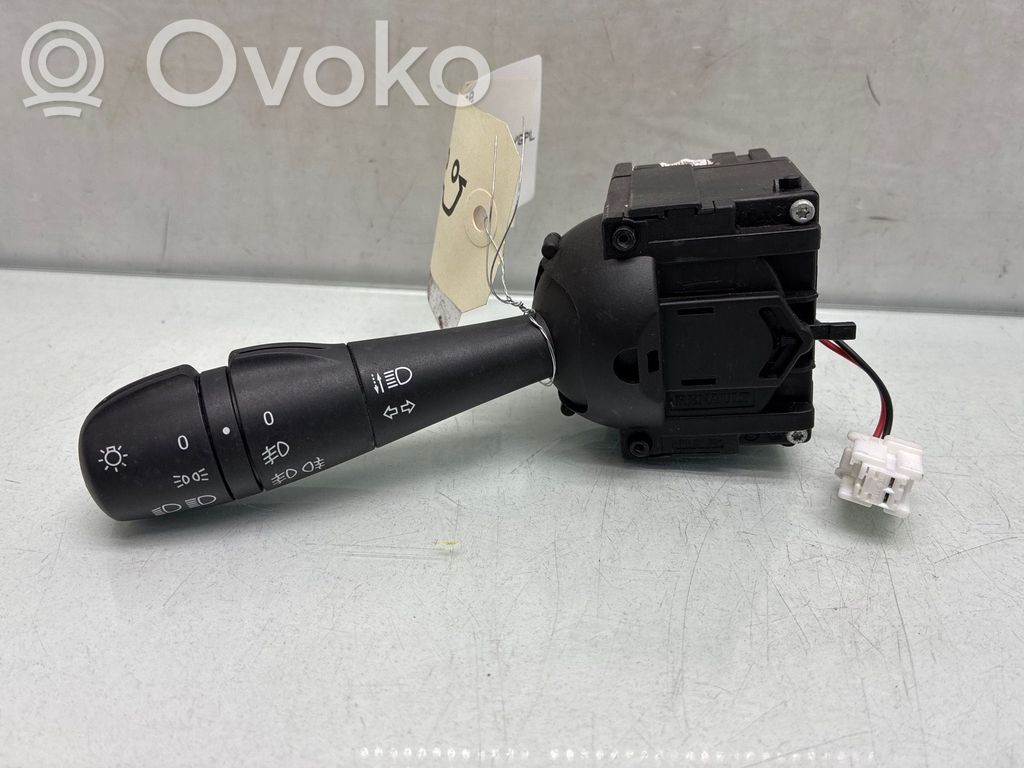 Dacia Sandero Leva indicatori 