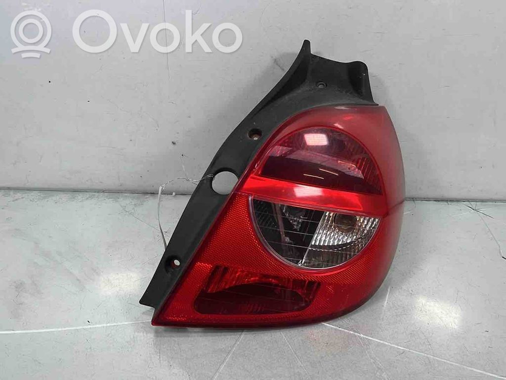Renault Clio III Luci posteriori 