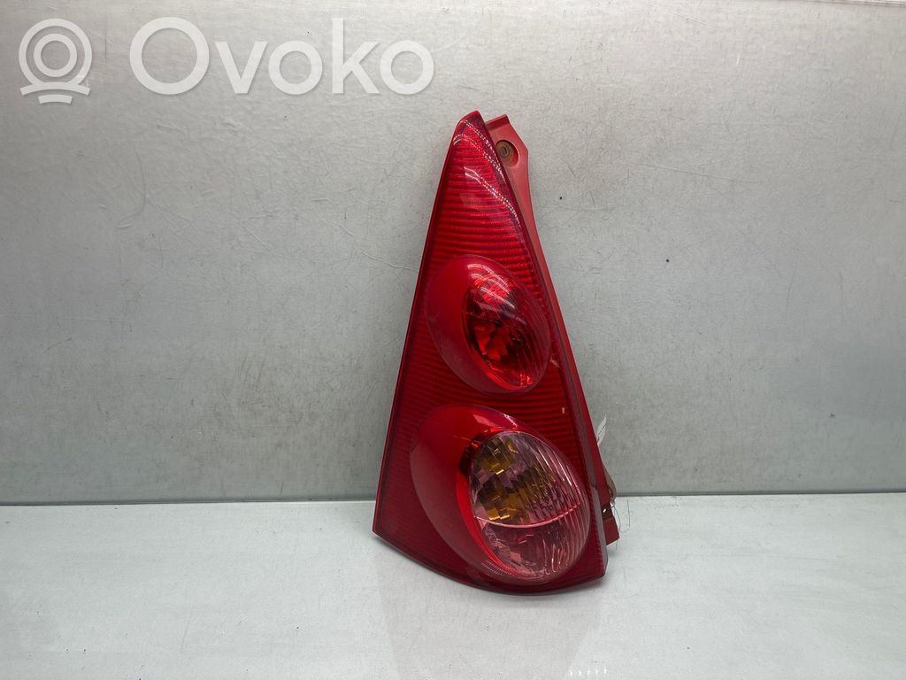 Peugeot 107 Lampă spate în caroserie 