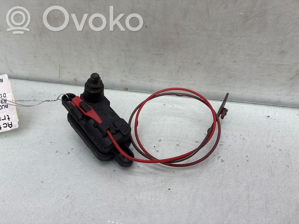 Audi A3 S3 8V Motorino del tappo del serbatoio del carburante 