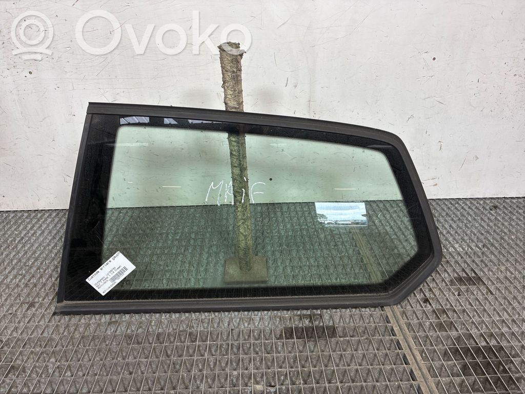 Volkswagen Golf VII Vitre latérale arrière