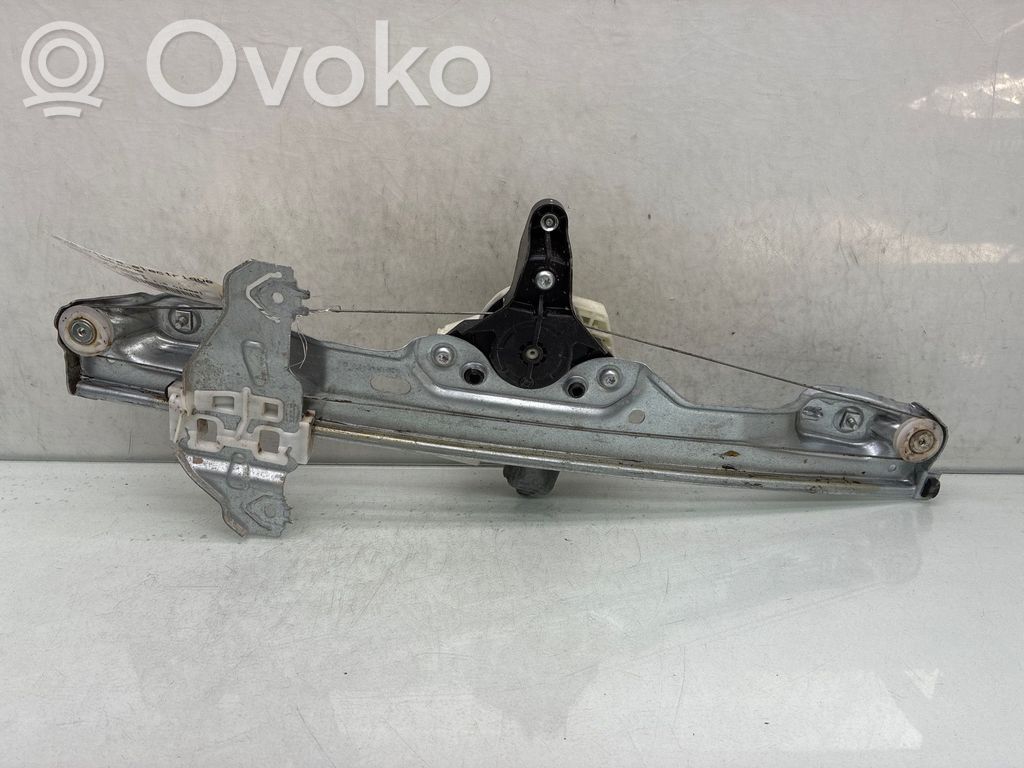 Nissan Qashqai Regulador de puerta delantera con motor