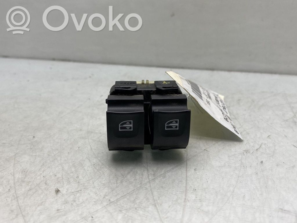 Renault Clio IV Comutator comandă geamuri electrice 