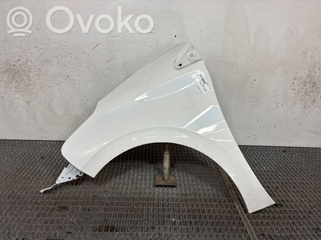Peugeot 208 I Aripă 