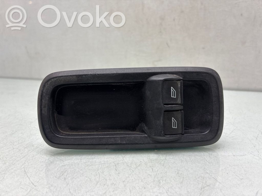 Ford Fiesta Interrupteur commade lève-vitre 
