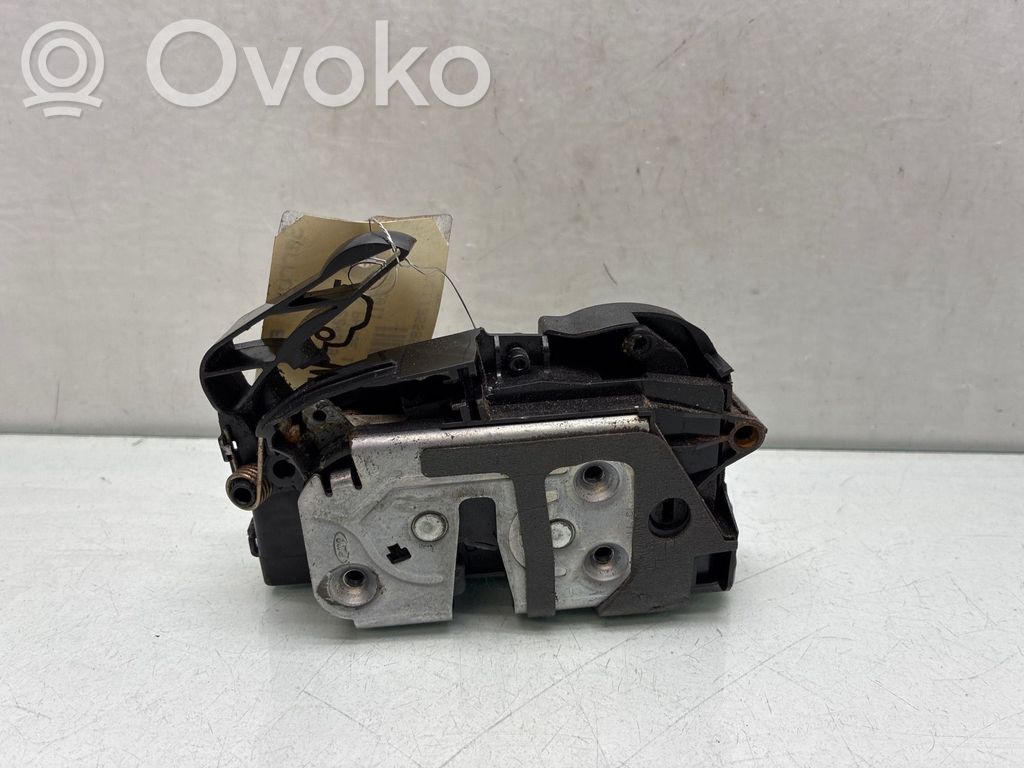 Etuoven lukko   2049023