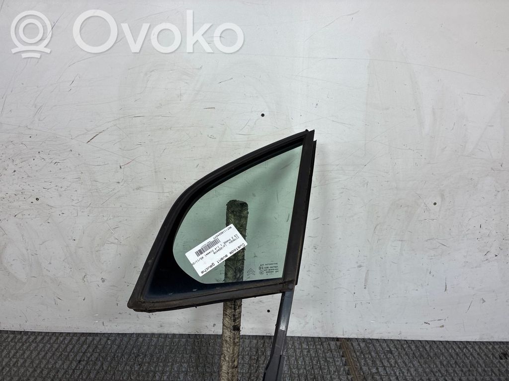 Citroen C3 Ventanilla de ventilación de la puerta delantera cuatro puertas