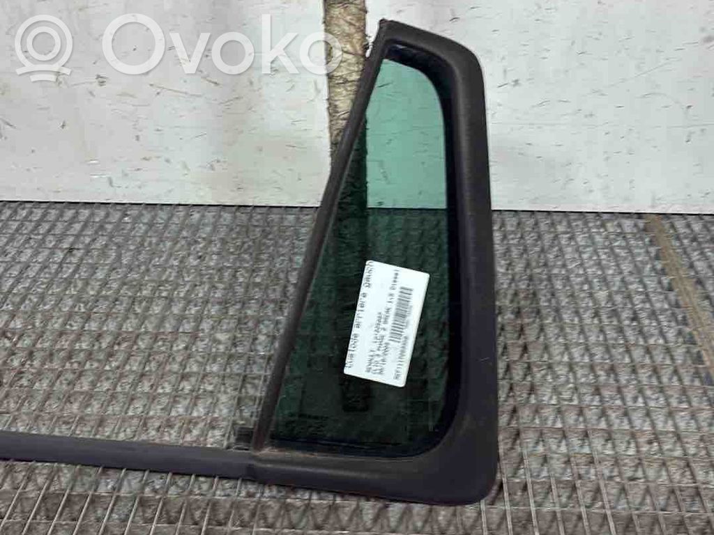 Renault Clio III Fenêtre latérale vitre arrière 